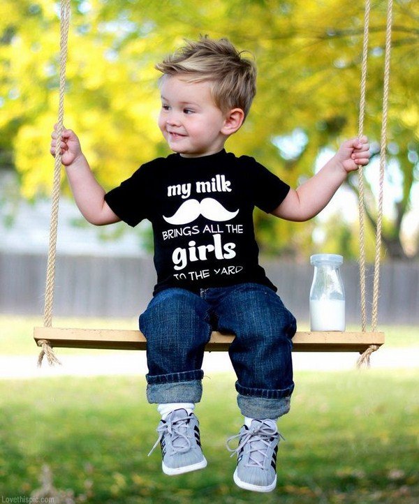 Модные стрижки для мальчиков 2026: фото