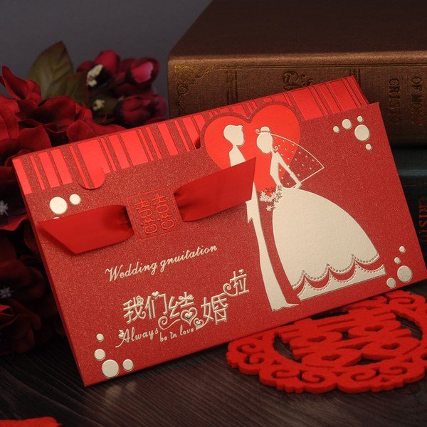 Самые оригинальные пригласительные на свадьбу 2026: фото, идеи