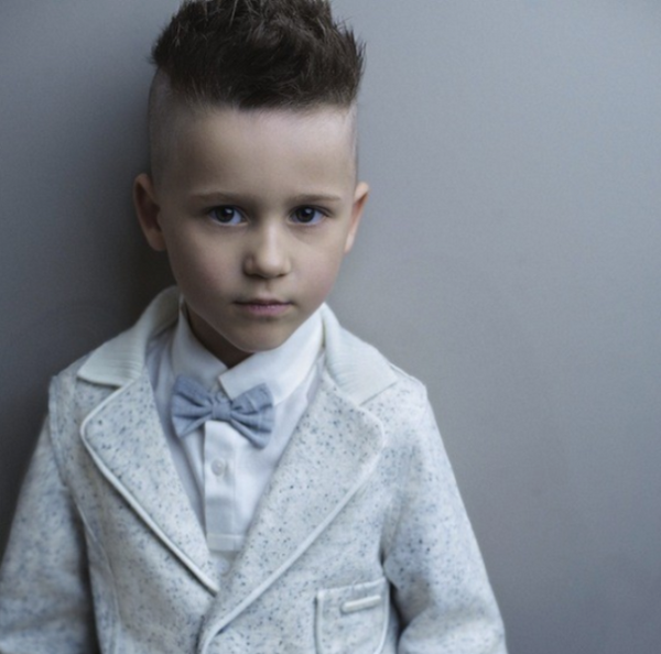 Модные стрижки для мальчиков 2026: фото