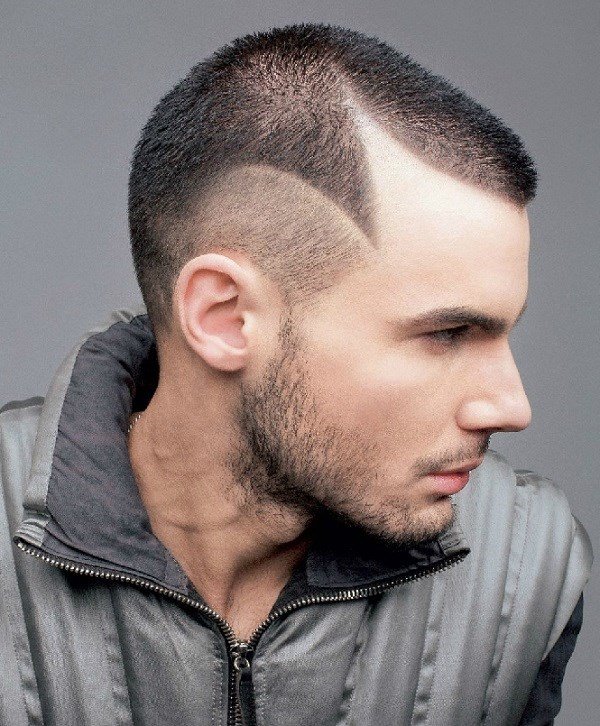Стильные мужские стрижки 2026 — модные мужские прически: фото