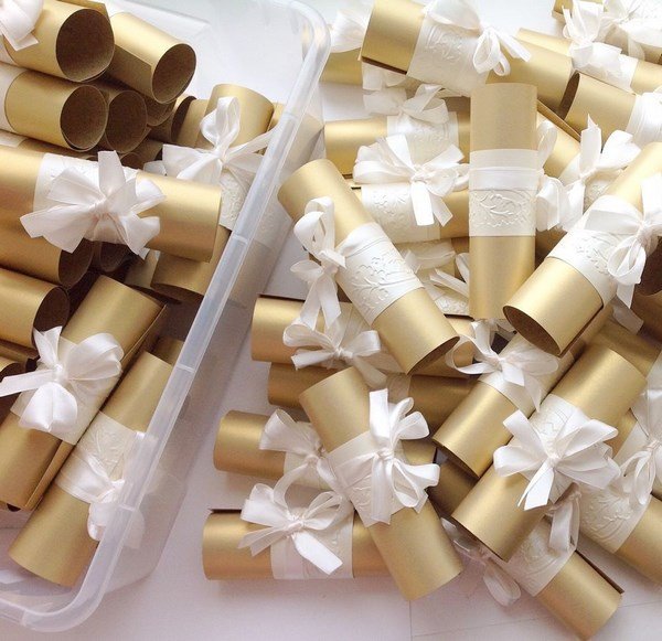 Самые оригинальные пригласительные на свадьбу 2026: фото, идеи