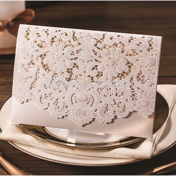 Самые оригинальные пригласительные на свадьбу 2026: фото, идеи