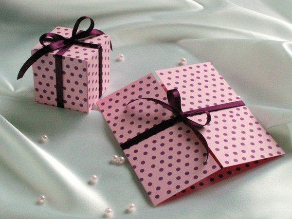 Самые оригинальные пригласительные на свадьбу 2026: фото, идеи