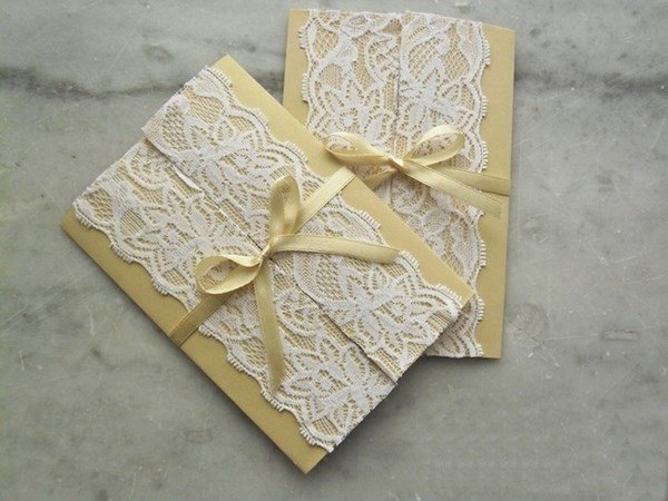 Самые оригинальные пригласительные на свадьбу 2026: фото, идеи