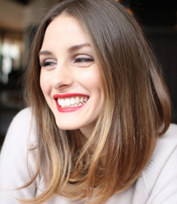 Модные стрижки на средние волосы 2026: фото, идеи