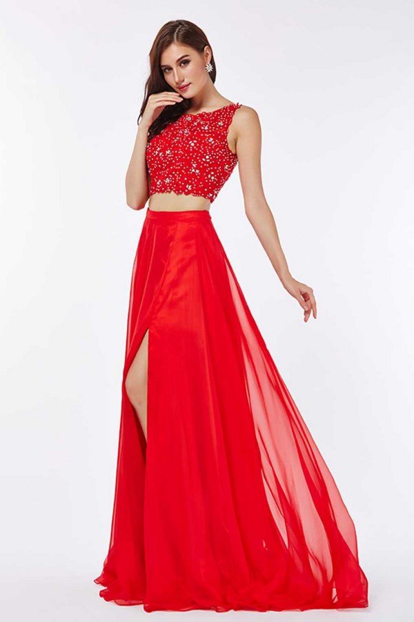 Самые красивые красные платья 2026: фото, новинки