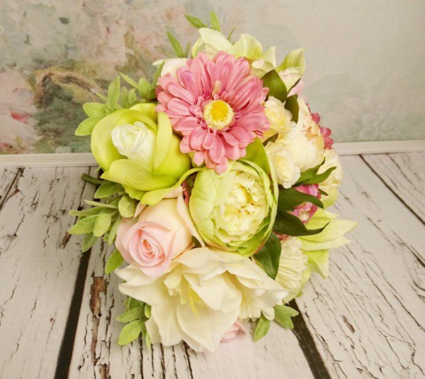 Самые модные букеты цветов 2026 — фото, тренды флористики