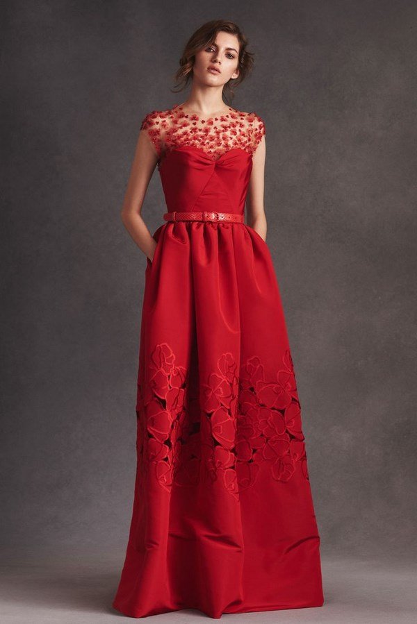 Самые красивые красные платья 2026: фото, новинки