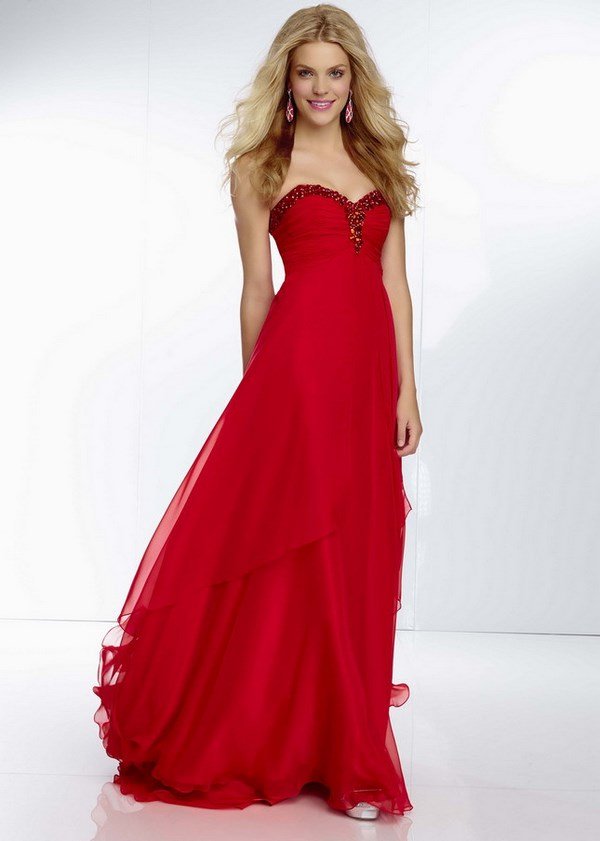 Самые красивые красные платья 2026: фото, новинки