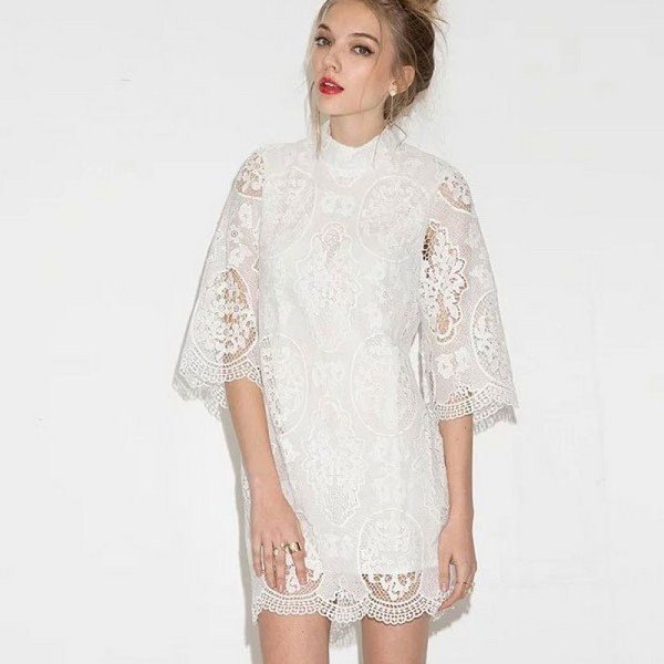 Красивые белые платья 2026 — топовые новинки на фото