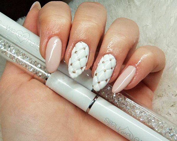 Маникюр на острые ногти 2026: фото, идеи, новинки