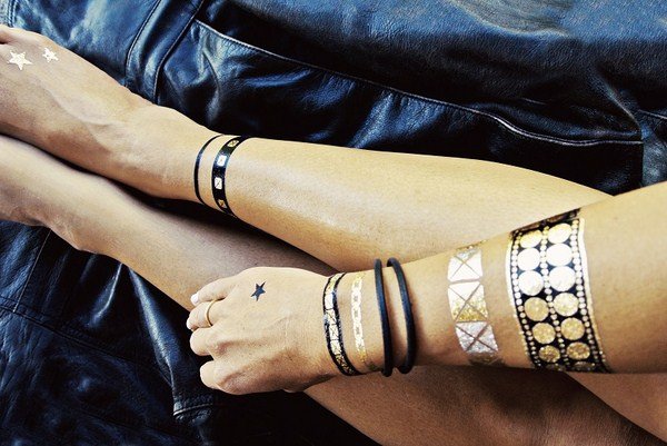 Оригинальные флеш тату 2026: фото, идеи флеш тату для девушек