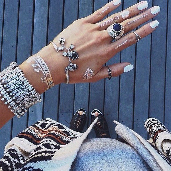 Оригинальные флеш тату 2026: фото, идеи флеш тату для девушек