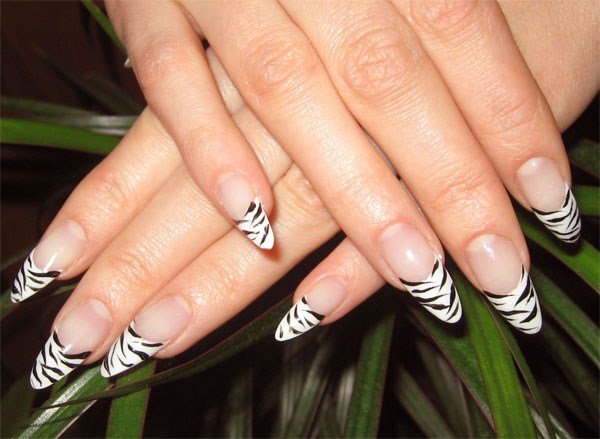 Маникюр на острые ногти 2026: фото, идеи, новинки