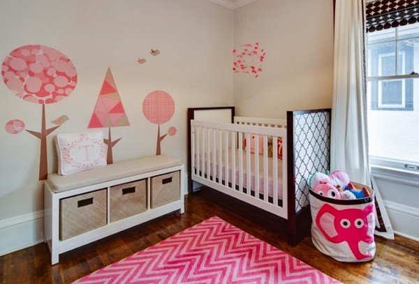 Как красиво украсить стену в комнате: фото, идеи 2026