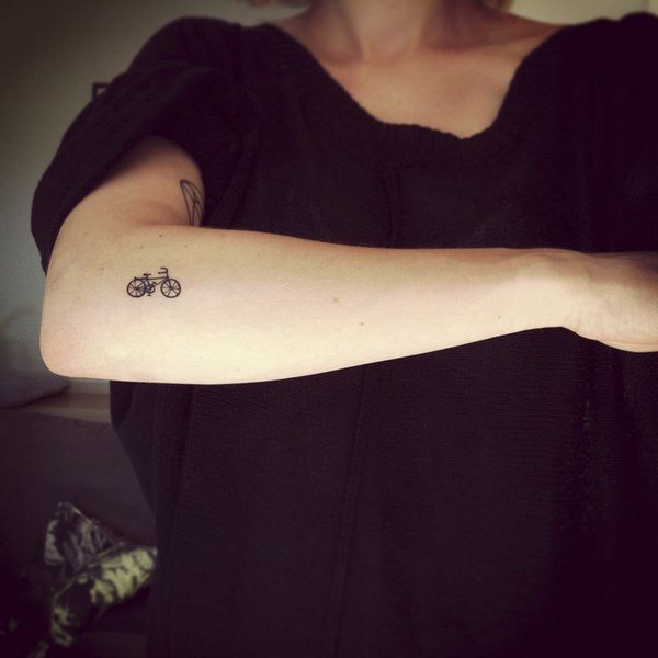 Оригинальные маленькие тату 2026: идеи маленьких тату