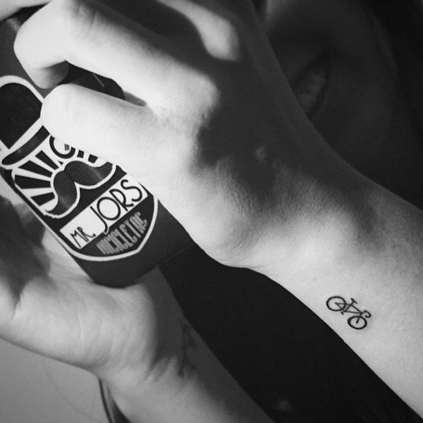 Оригинальные маленькие тату 2026: идеи маленьких тату