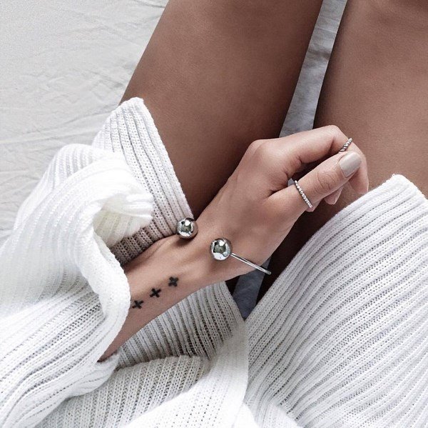 Оригинальные маленькие тату 2026: идеи маленьких тату