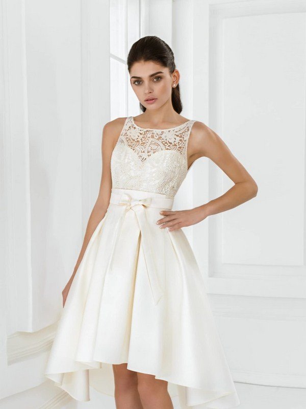 Красивые белые платья 2026 — топовые новинки на фото