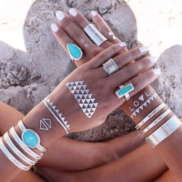 Оригинальные флеш тату 2026: фото, идеи флеш тату для девушек