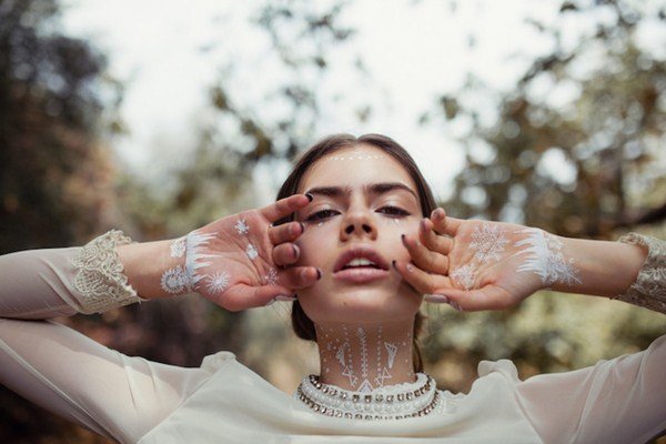 Оригинальные флеш тату 2026: фото, идеи флеш тату для девушек