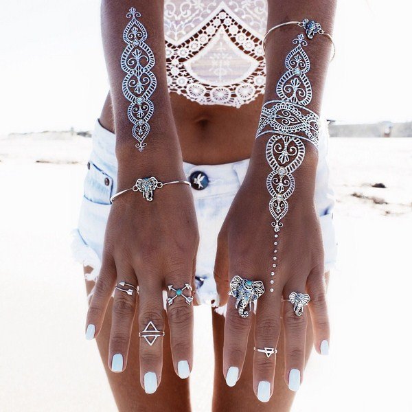 Оригинальные флеш тату 2026: фото, идеи флеш тату для девушек