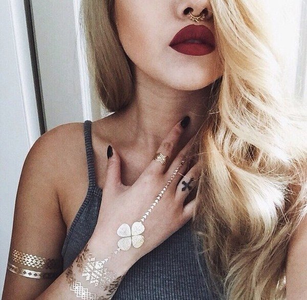 Оригинальные флеш тату 2026: фото, идеи флеш тату для девушек