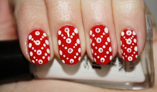 Красивый красный маникюр 2026 — фото, идеи дизайна