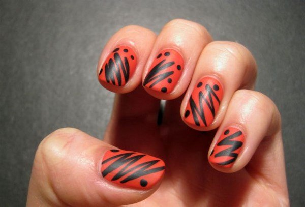 Красивый красный маникюр 2026 — фото, идеи дизайна