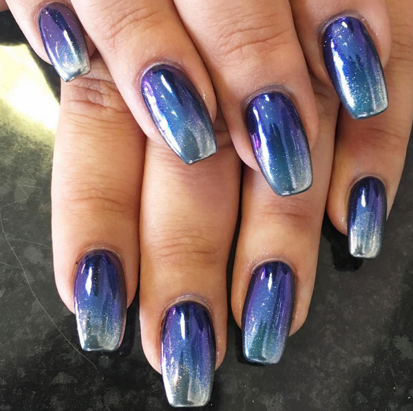 Зеркальный маникюр 2026: фото, идеи, тренды