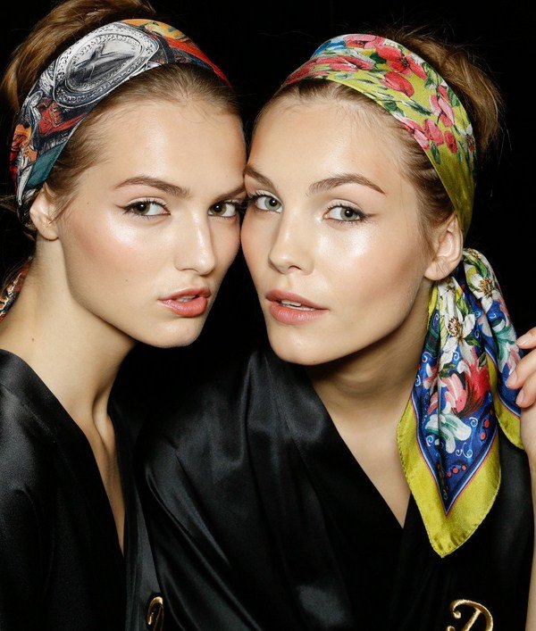 Модные повязки на голову 2026: фото