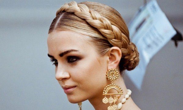 Модные прически 2026 — стильные идеи