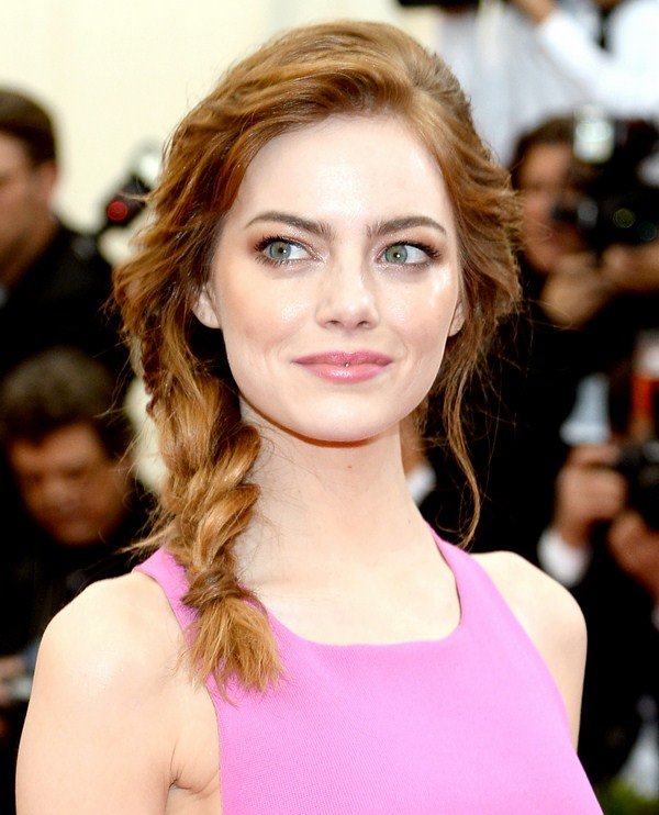 Модные прически 2026 — стильные идеи