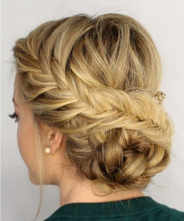 Модные прически 2026 — стильные идеи