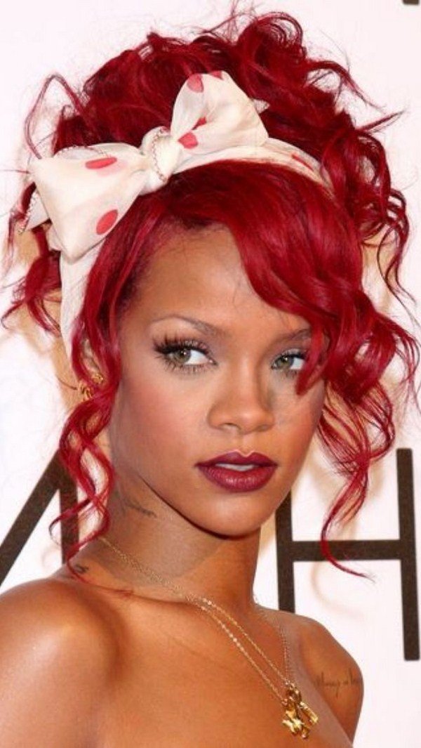 Модные повязки на голову 2026: фото