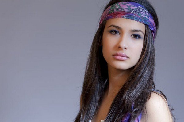 Модные повязки на голову 2026: фото