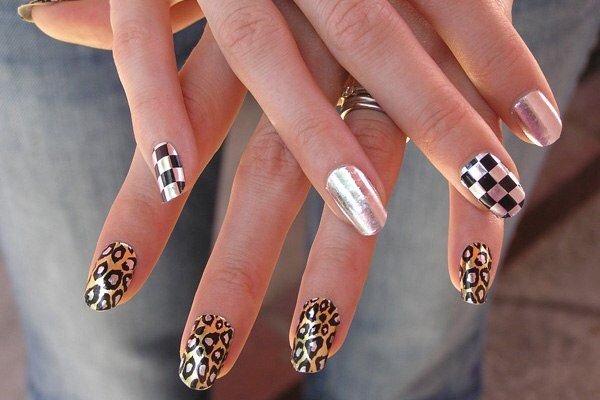 Зеркальный маникюр 2026: фото, идеи, тренды