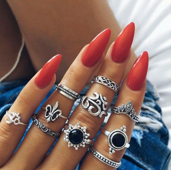 Маникюр на острые ногти 2026: фото, идеи, новинки