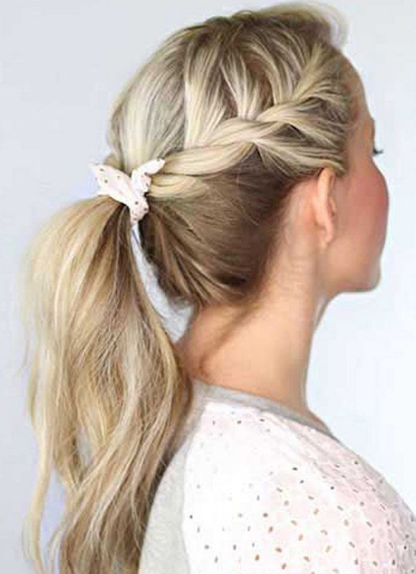 Прически с плетением 2026: фото, идеи