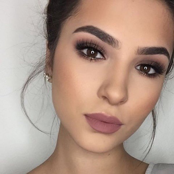 Модный макияж осень-зима 2026-2027: фото, тенденции