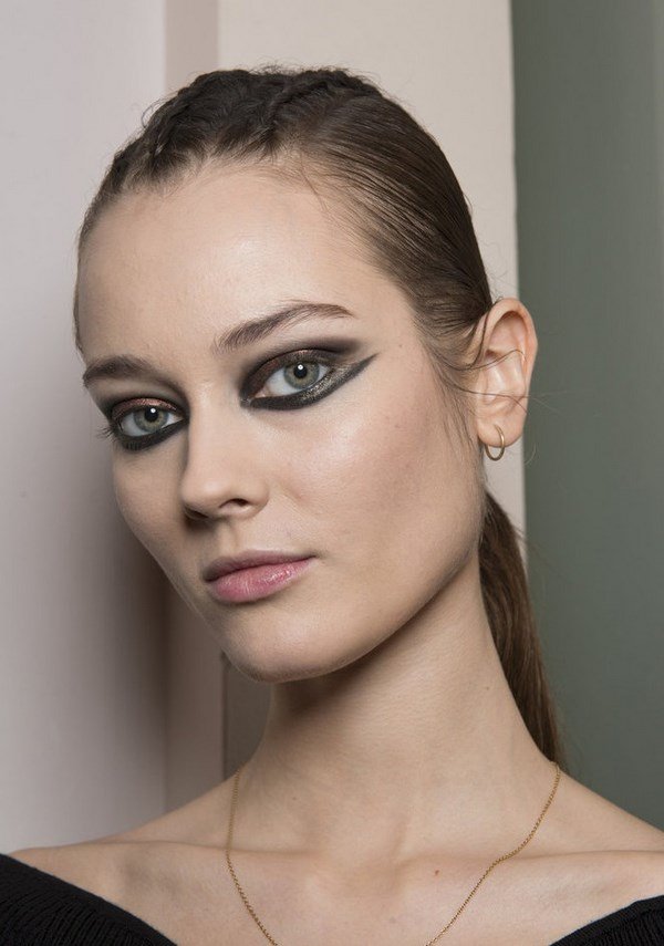 Модный макияж осень-зима 2026-2027: фото, тенденции