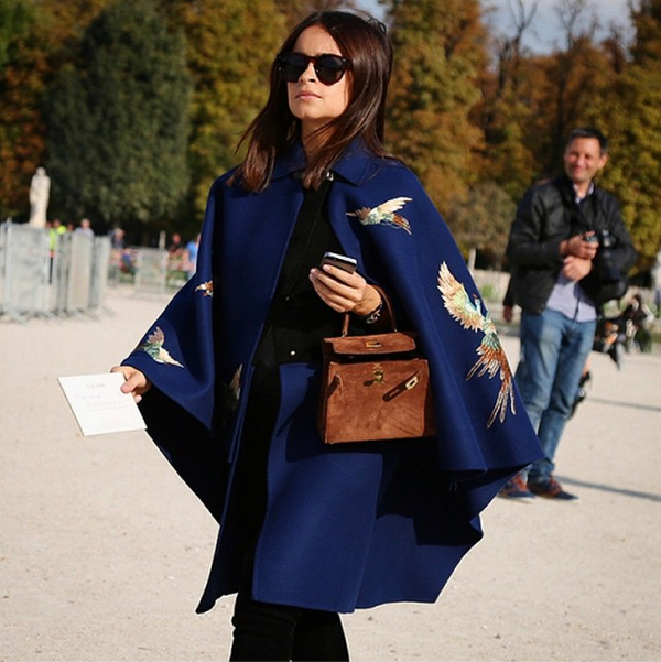 Модные кейп пальто 2026 — стильные образы, фото