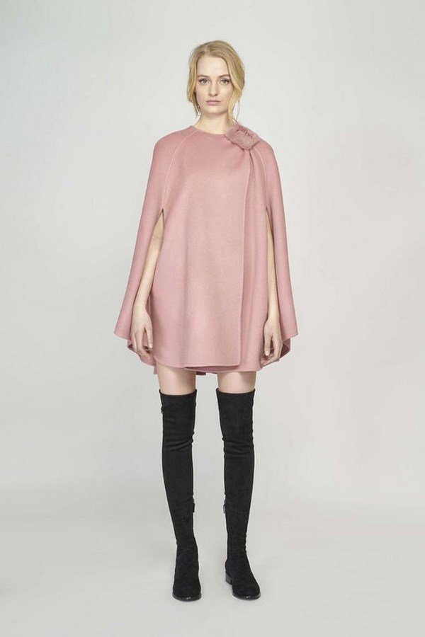 Модные кейп пальто 2026 — стильные образы, фото