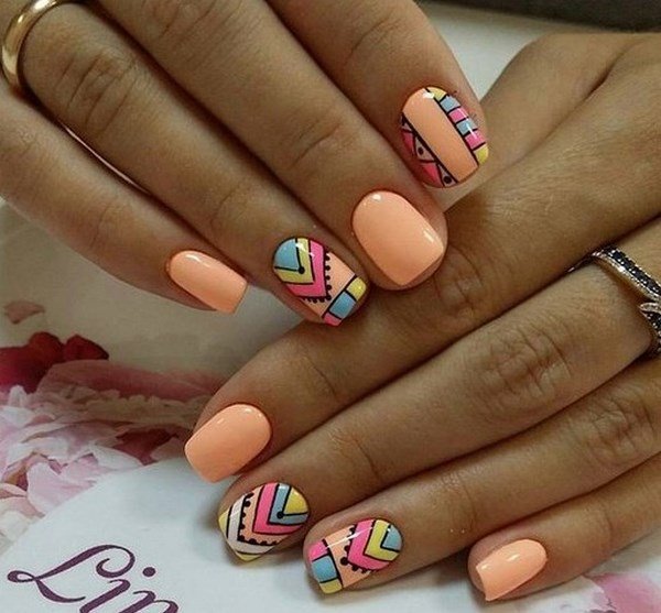 Персиковый маникюр 2026: лучшие идеи, дизайны, новинки