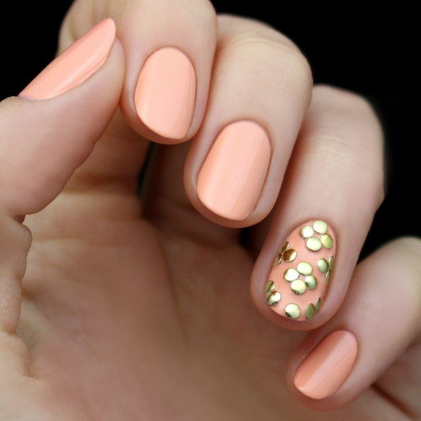 Персиковый маникюр 2026: лучшие идеи, дизайны, новинки