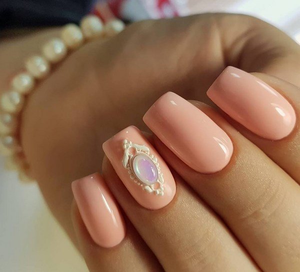 Персиковый маникюр 2026: лучшие идеи, дизайны, новинки