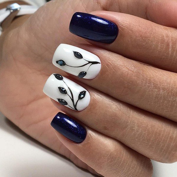 Черно-белый маникюр 2026: модные идеи на фото