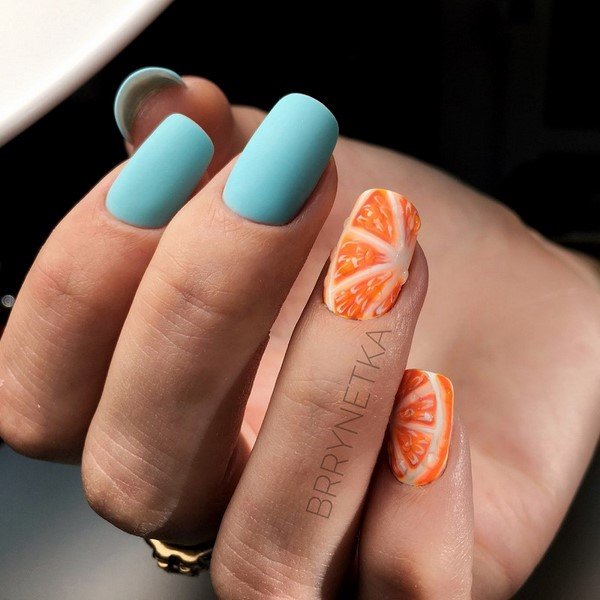 Трендовый яркий маникюр 2026: фото, новинки, идеи