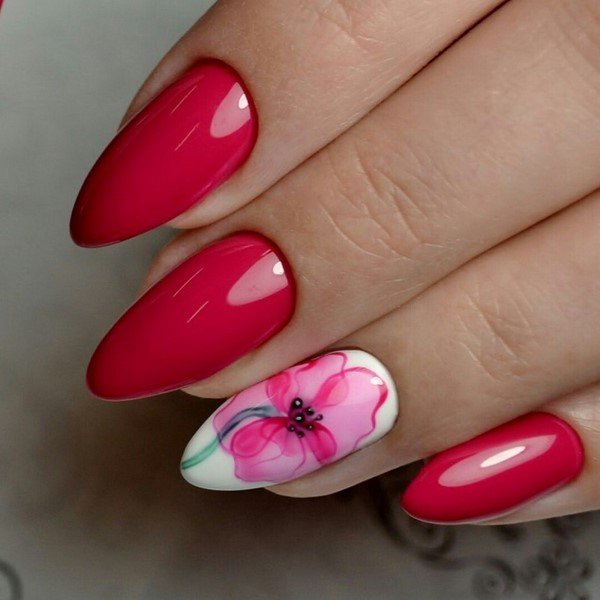 Трендовый яркий маникюр 2026: фото, новинки, идеи