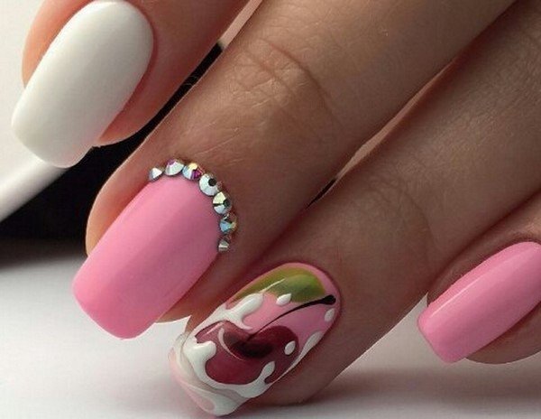 Трендовый яркий маникюр 2026: фото, новинки, идеи